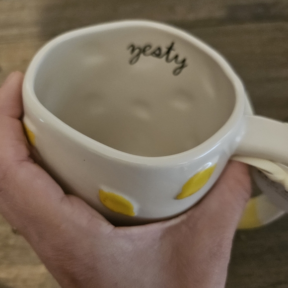 Rae Dunn White and Yellow Lemon Mug - Picture 3 of 4